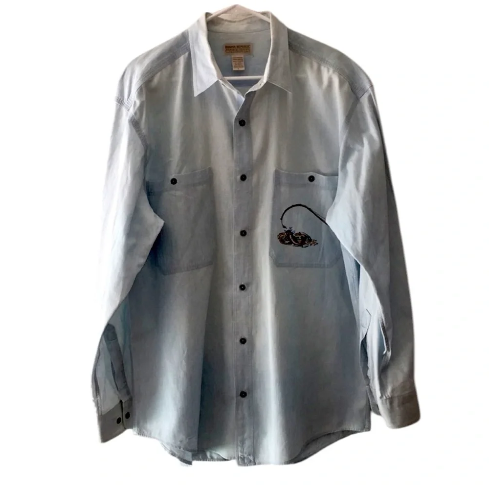 Banana Republic men's vintage Safari butto…
